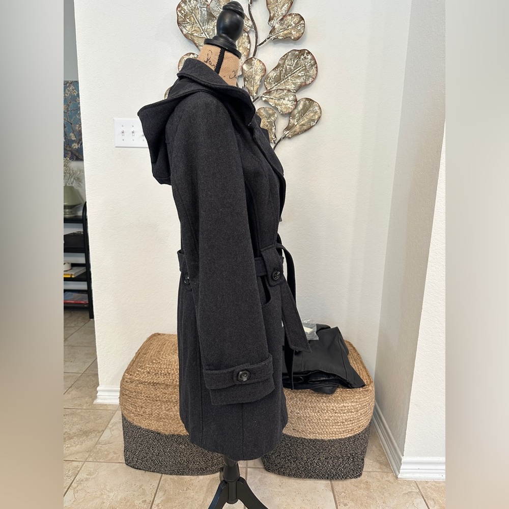 Liz Claiborne Gray Belted Wool Blend Coat - Picture 6 of 8